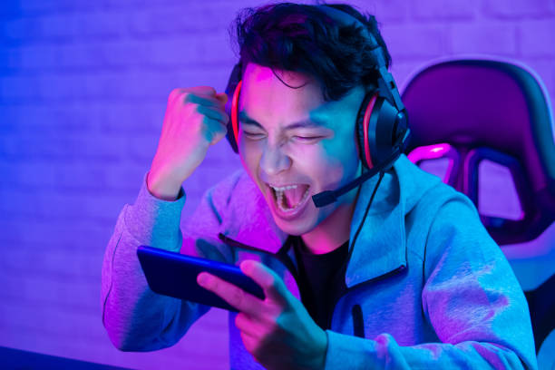 Train, Play, and Win in Competitive Online Gaming